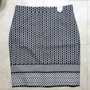 JCREW Black Chevron Pencil Skirt